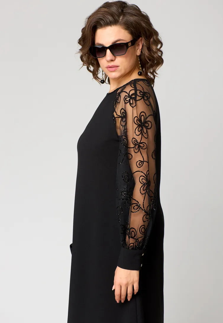 Elara - Dress with Lace Sleeves