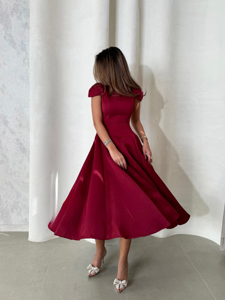 Elora™ | Pleated Midi Dress