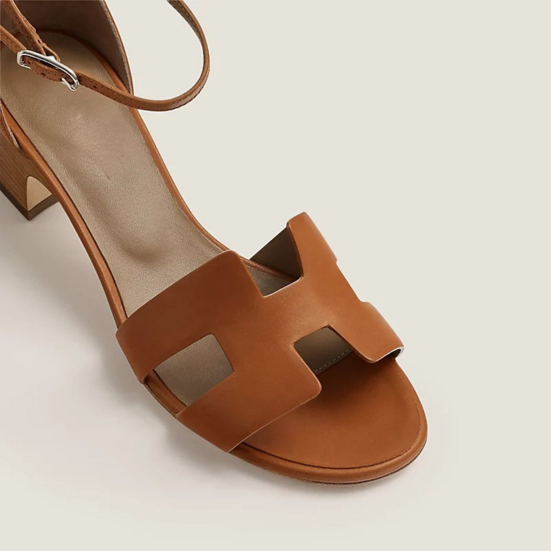 CHLOÉ | Elegant, Luxurious Sandals for Special Occasions