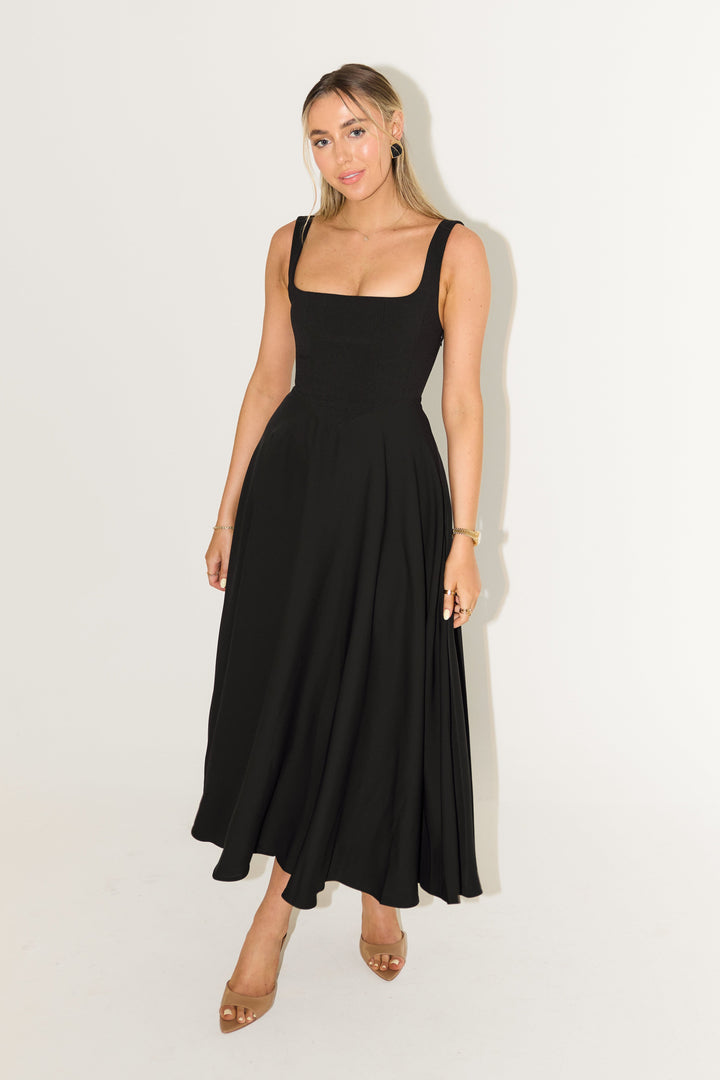 Amelia™ | Timeless Flowy Midi Dress