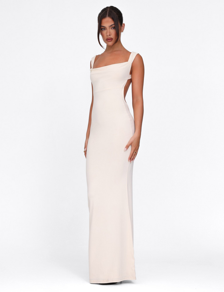 Kynara™ | Elegant Maxi Dress