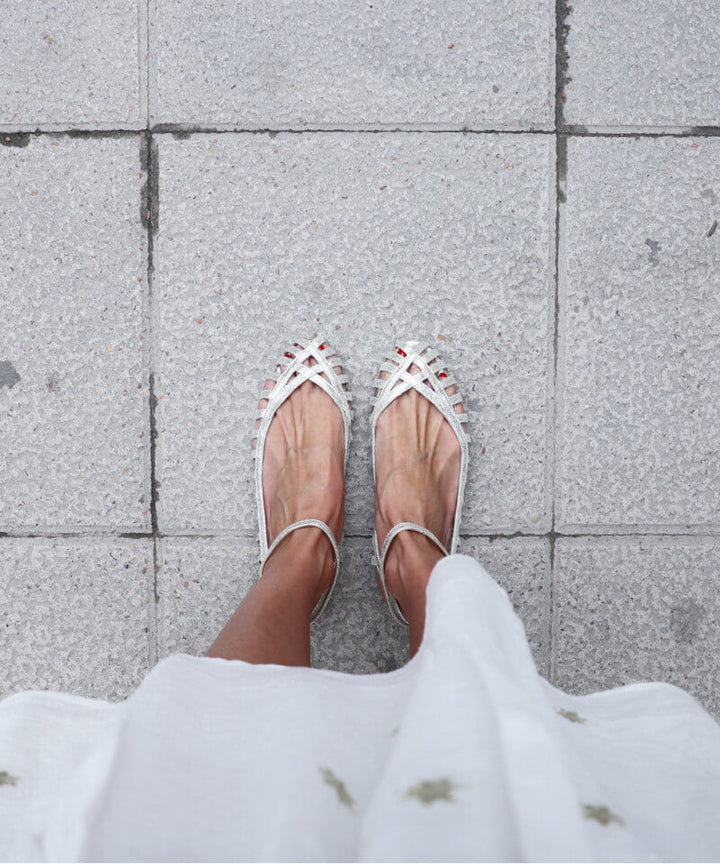 GIADA | Elegant woven ballerina with strap for a sophisticated style