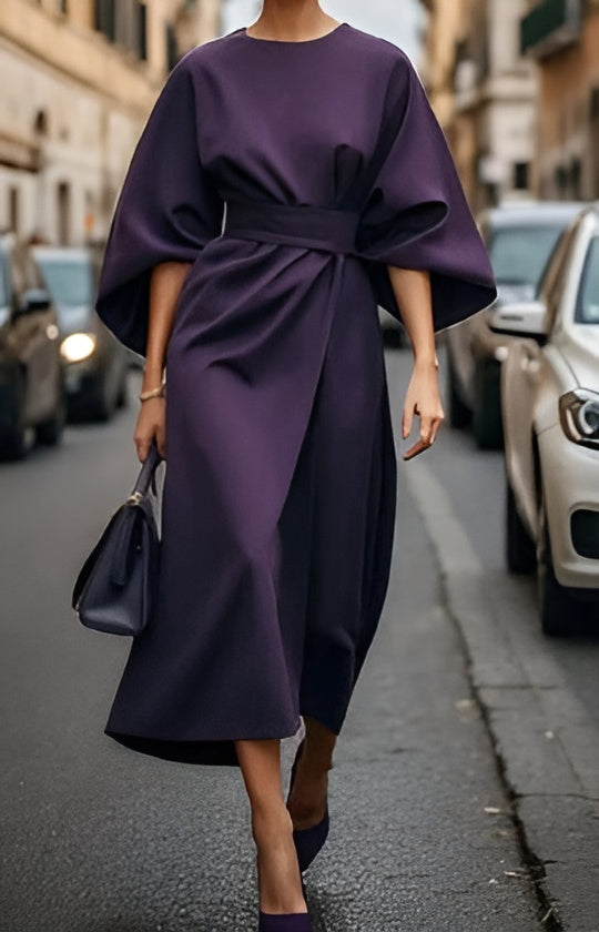 Lissey - Minimalist Belted Luxe Dress