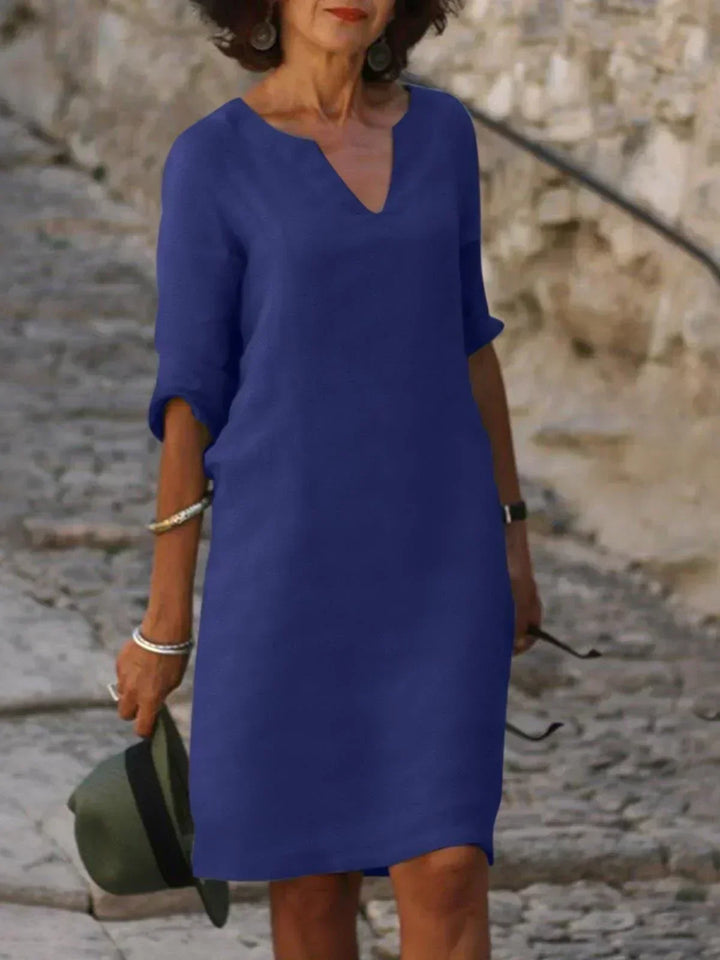 Faeira - Relaxed V-Neck Dress
