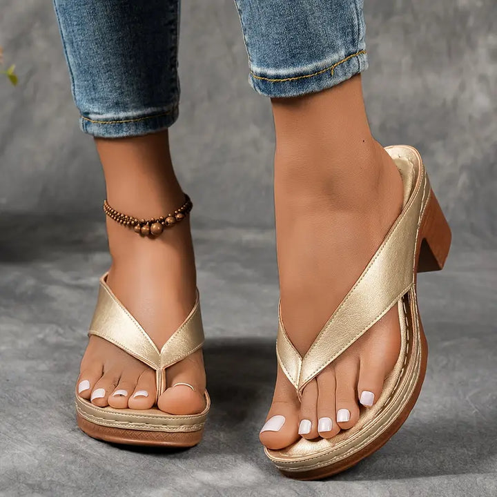 Amy | Orthopedic Slipper with Heel