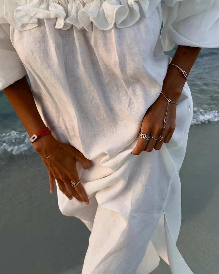 Sofia - Dress with Exposed Shoulders in Linen